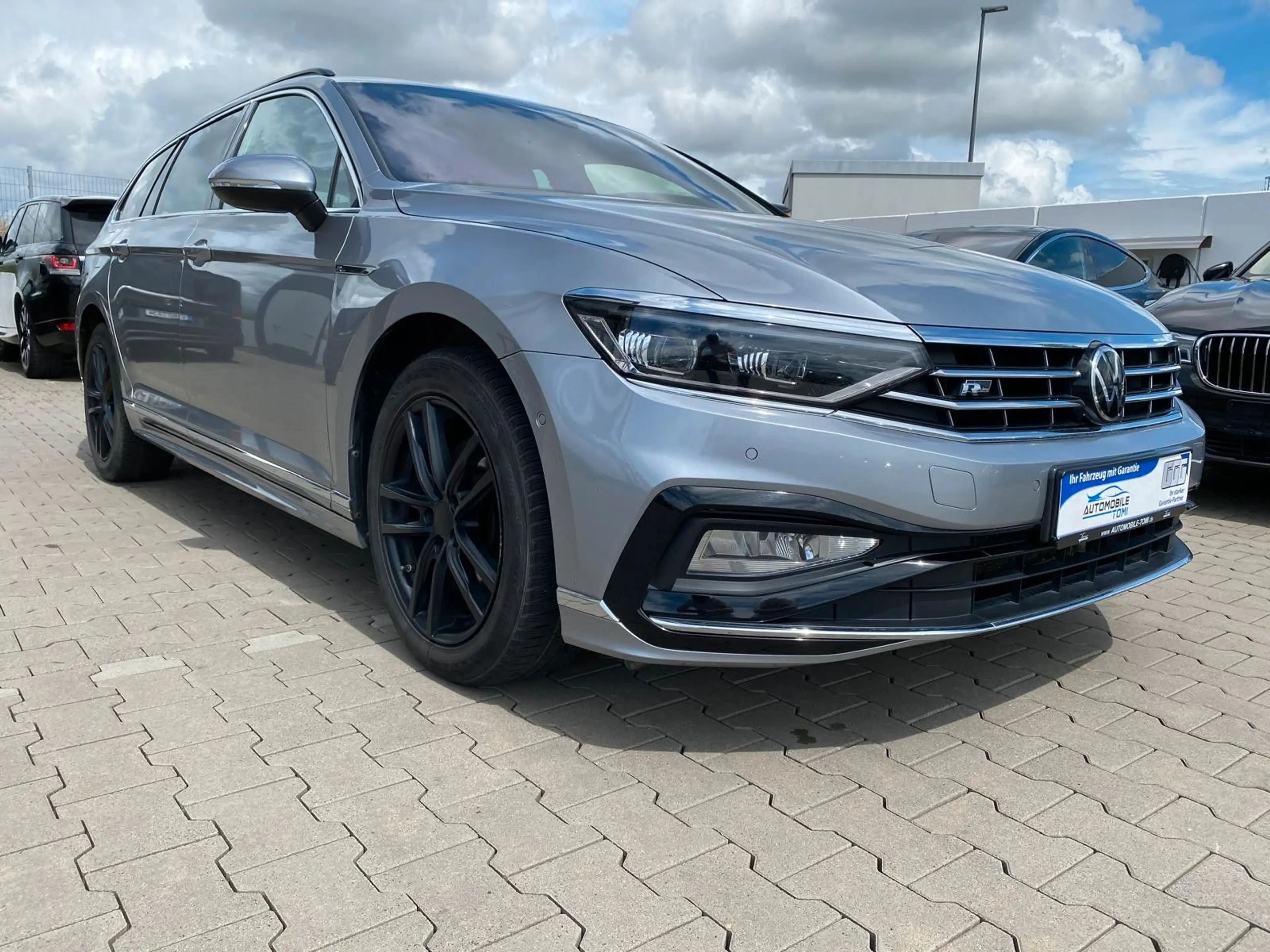 Volkswagen Passat Variant Business 4Motion/ R-Line — photo 5