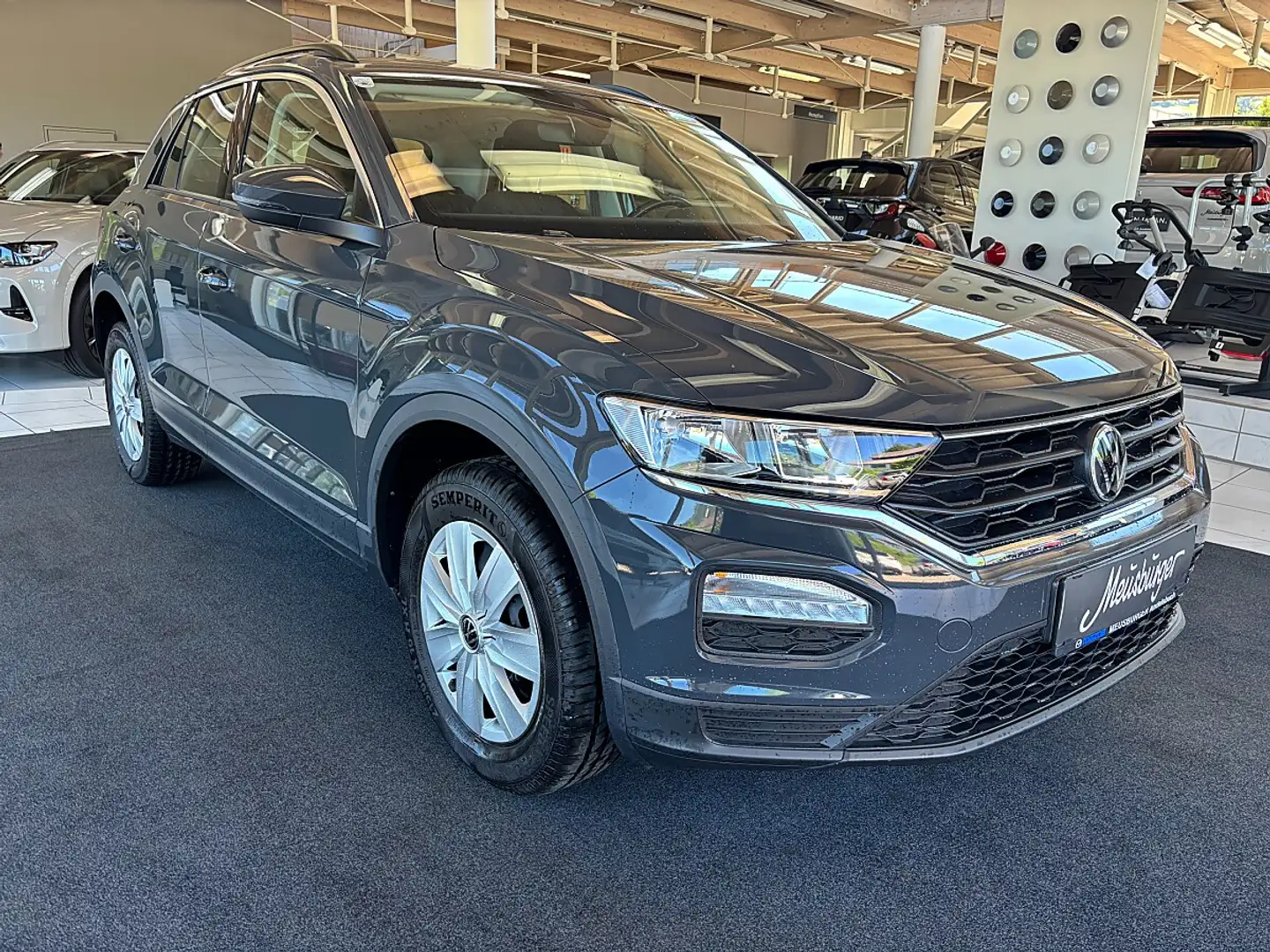 Volkswagen T-Roc 1,0 TSI Grau - 2