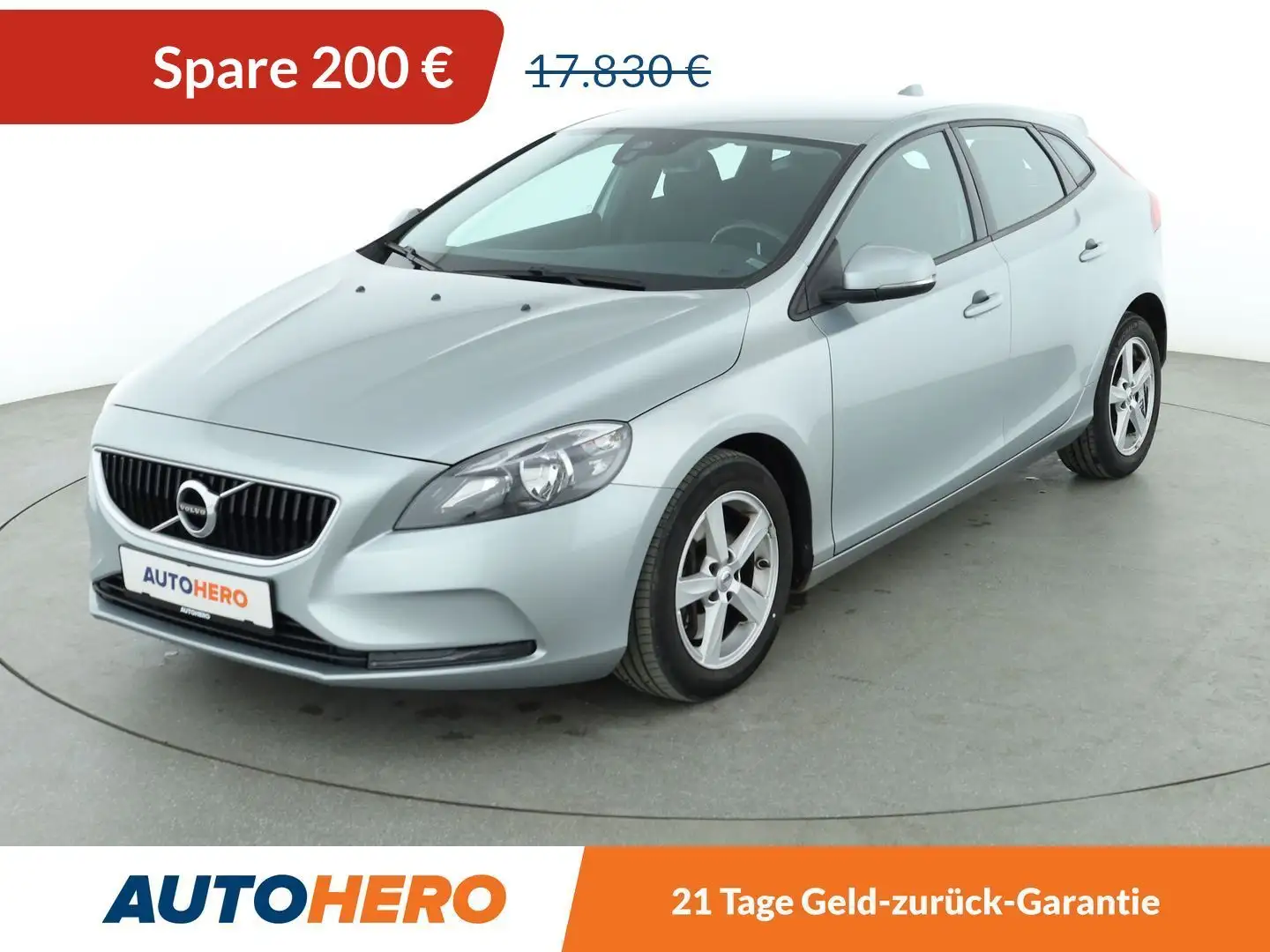 Volvo V40 1.5 Kinetic Aut.*NAVI*PDC*SHZ*KLIMA*TEMPO* Grau - 1