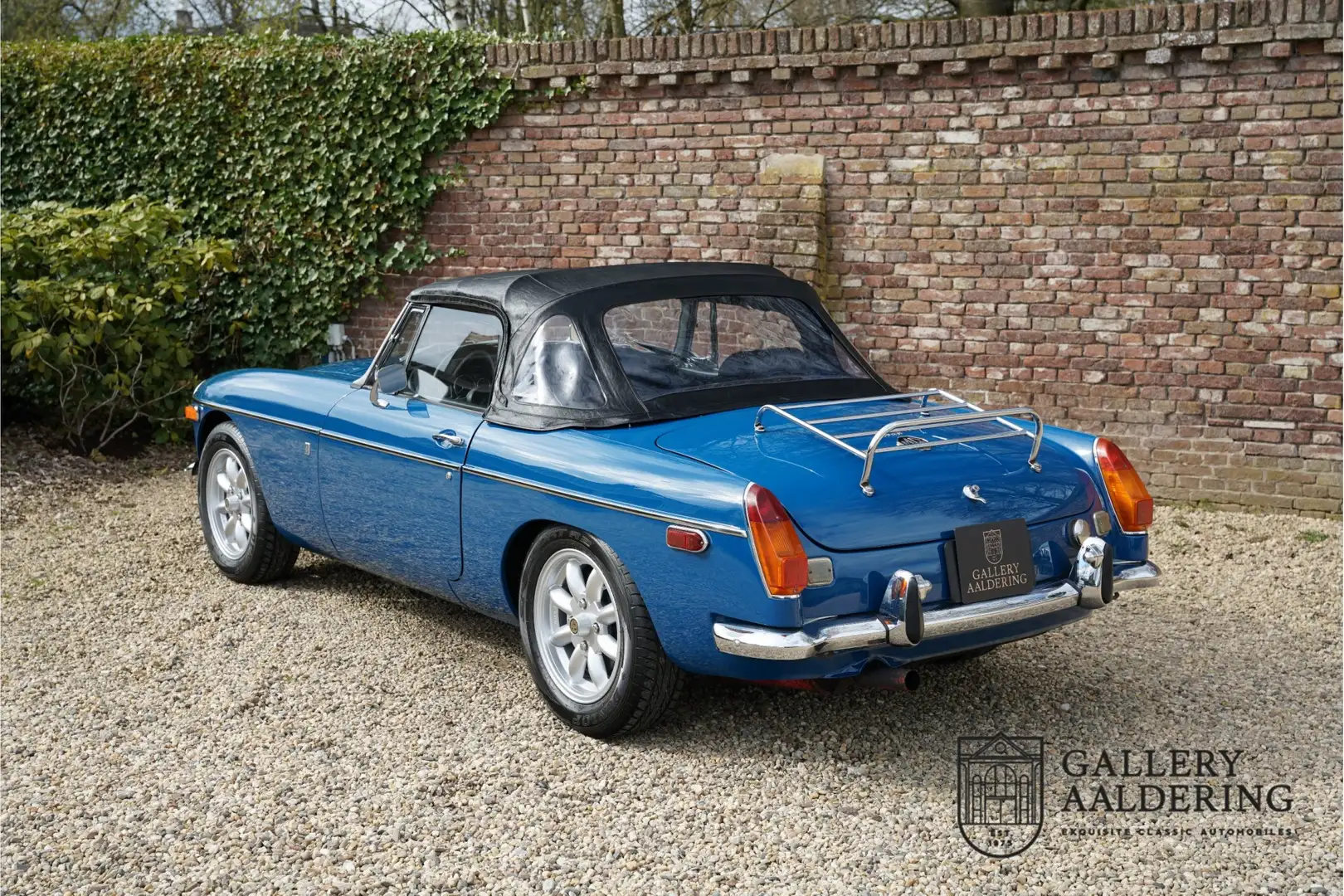 MG MGB Mk3 Roadster Restored and overhauled by the last ( plava - 2