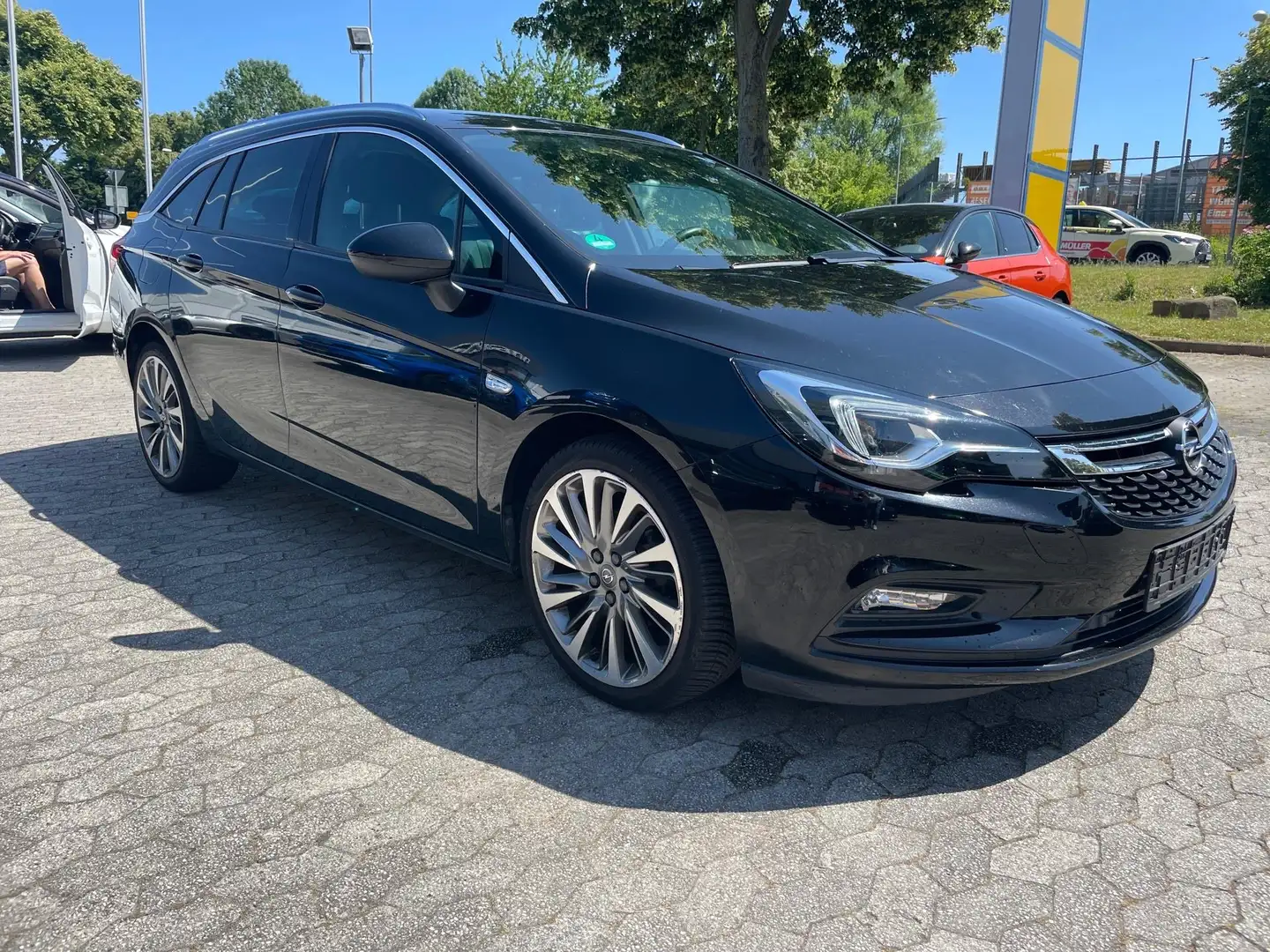 Opel Astra ASTRA K ST ULTIMATE1.4 T+LEDER+NAVI+MATRIX Schwarz - 2