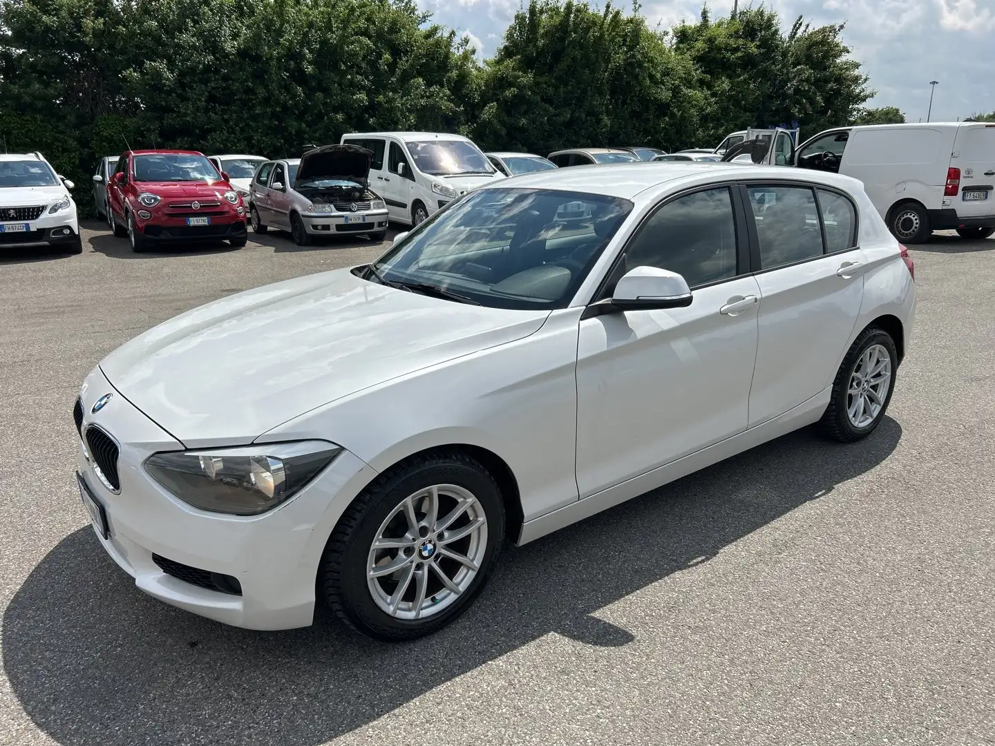 BMW 116 116i 5p. Urban Wit - 1