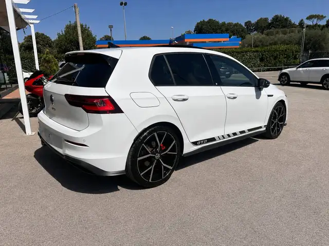 Volkswagen Golf view 7