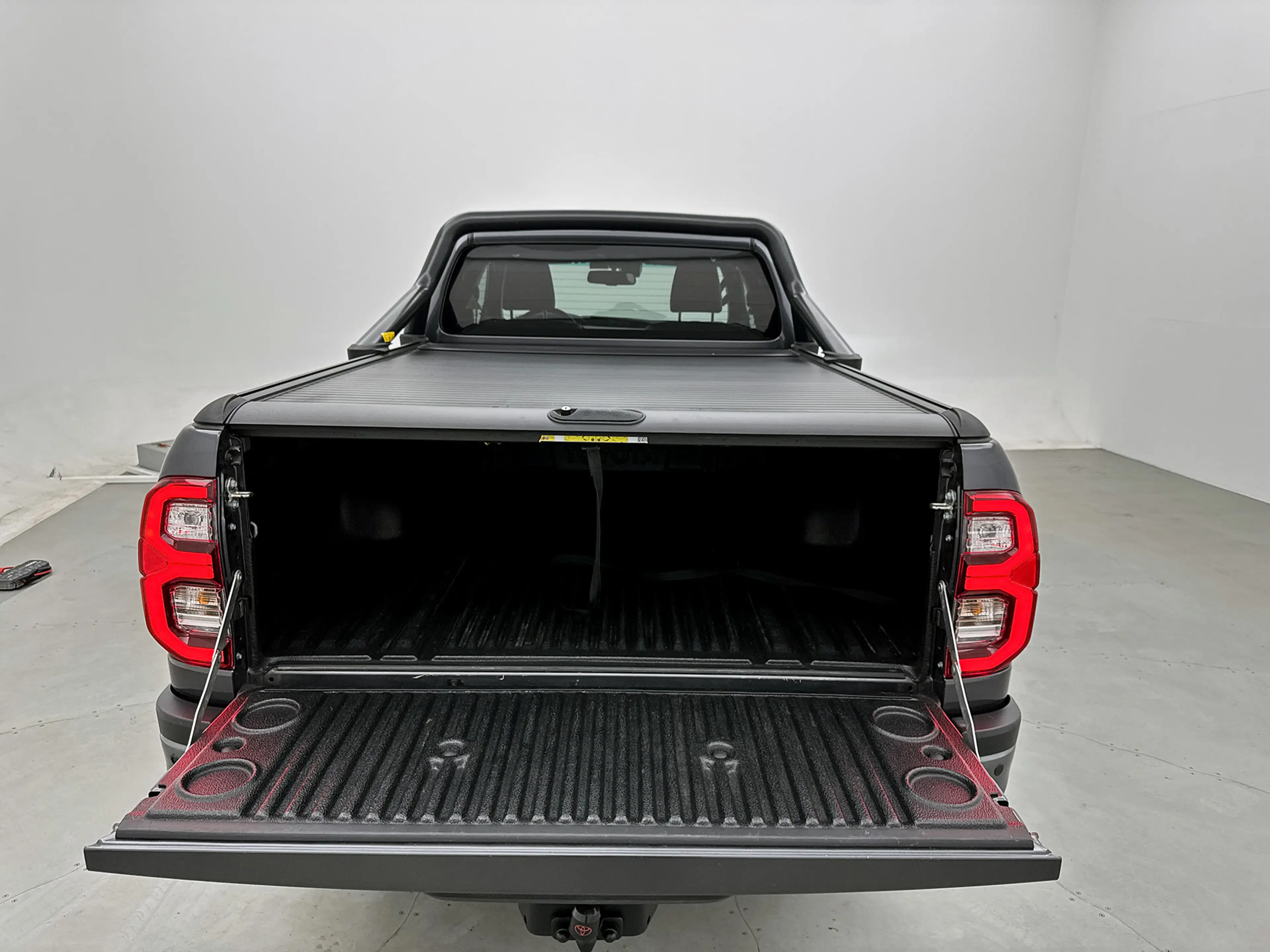 Toyota Hilux 2.8 D-4D Xtra Cab Invincible Leder Trekhaak 3.5t N — photo 20