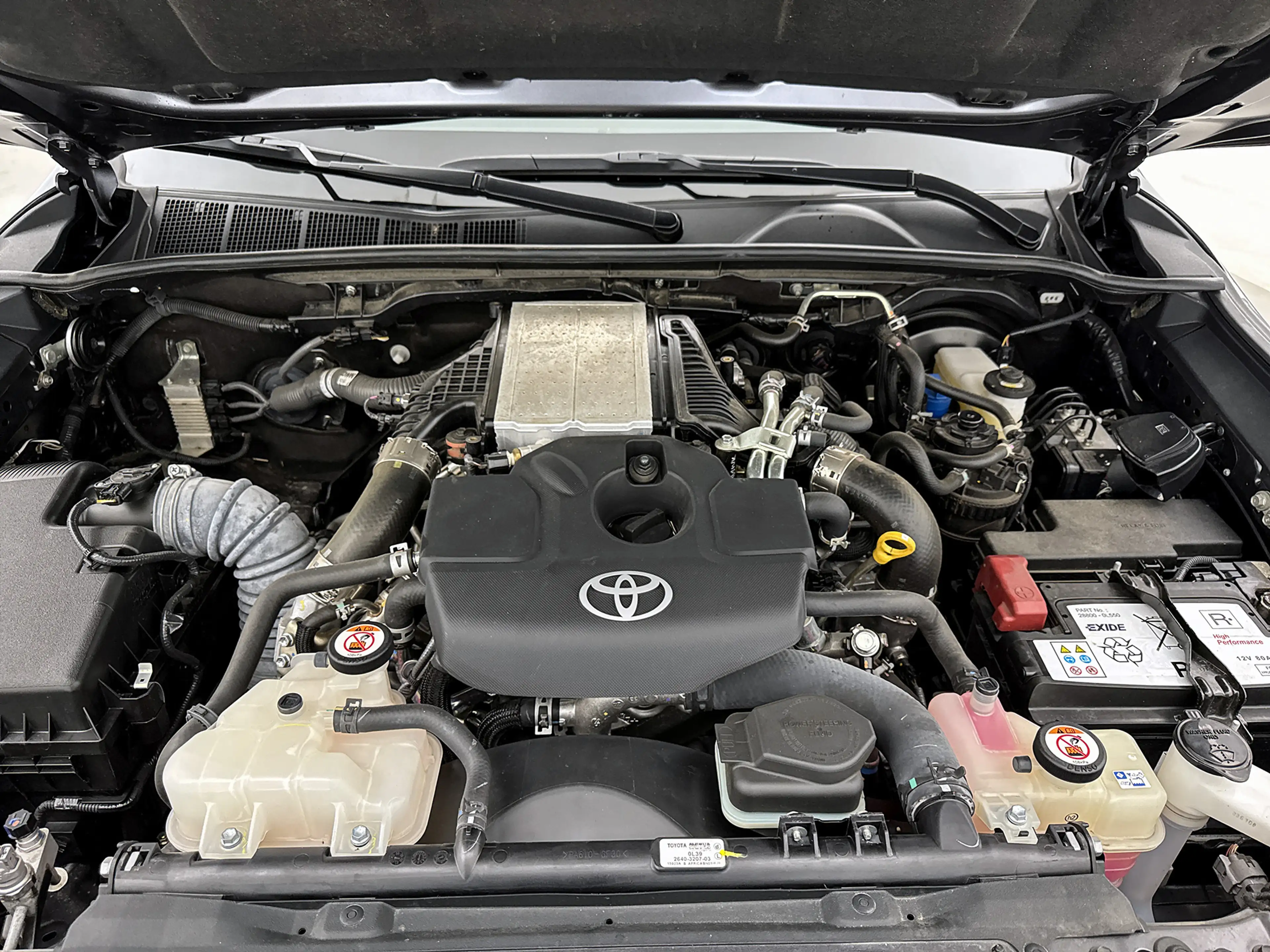 Toyota Hilux 2.8 D-4D Xtra Cab Invincible Leder Trekhaak 3.5t N — photo 29