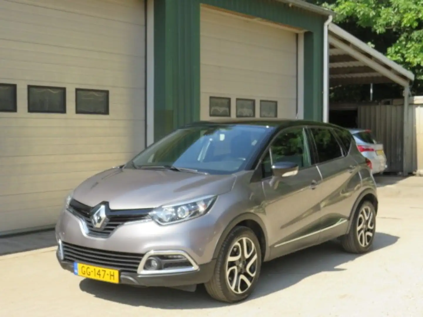 Renault Captur 1.2 TCE DYNAMIQUE Gris - 2