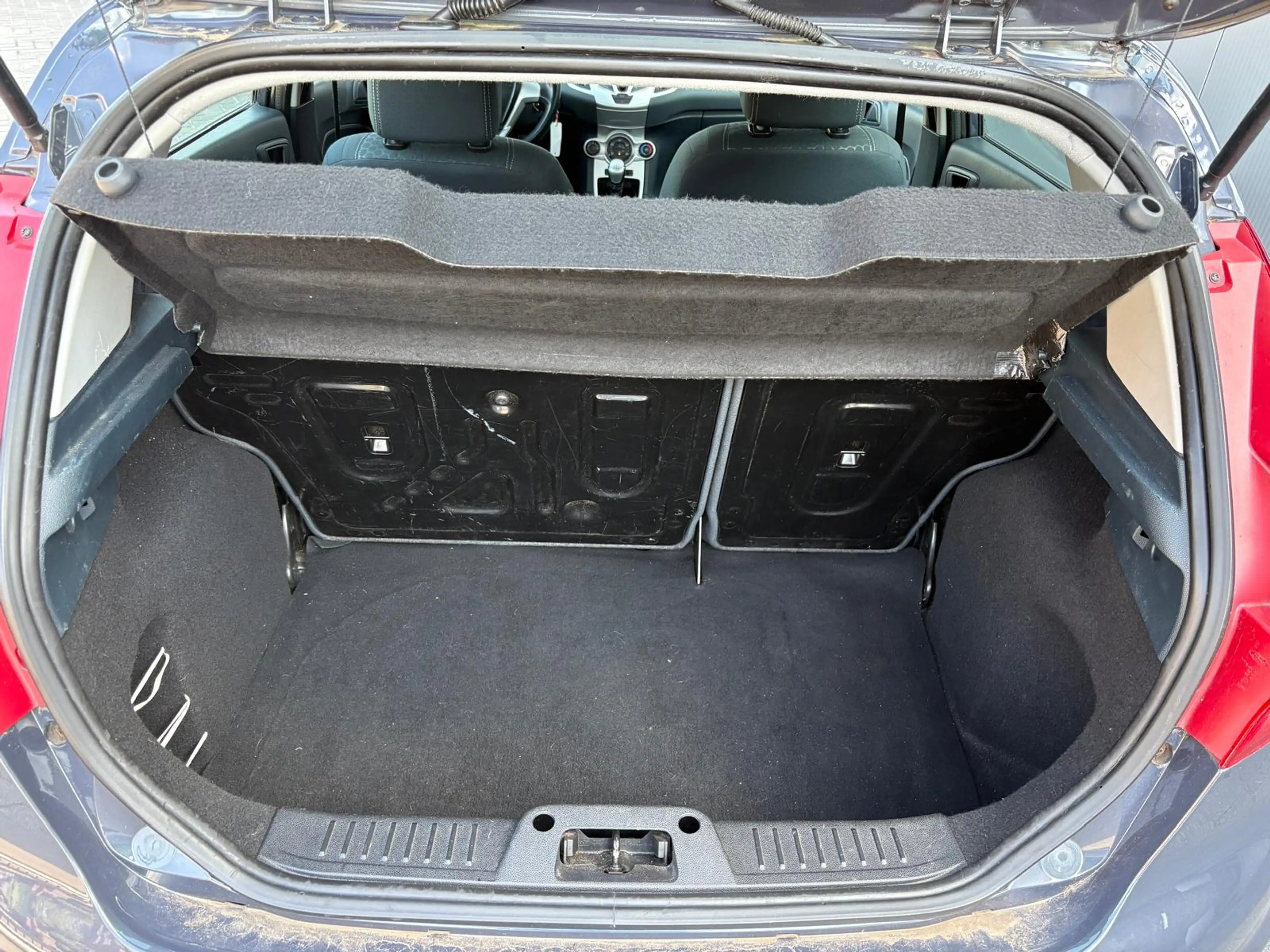 Ford Fiesta 1.6 16v 120PK Titanium Airco/Trekhaak/Elektrisch-p — photo 18