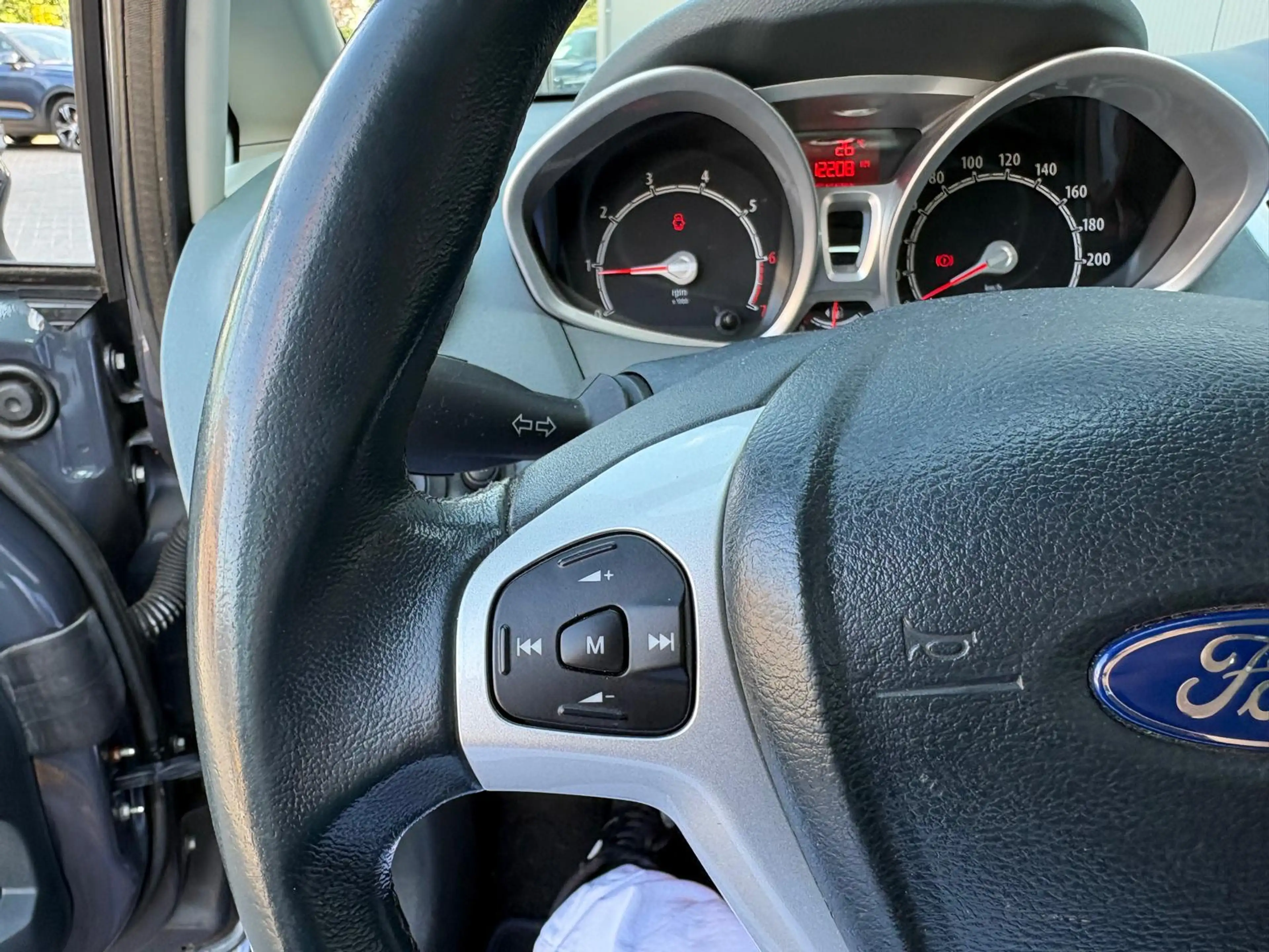Ford Fiesta 1.6 16v 120PK Titanium Airco/Trekhaak/Elektrisch-p — photo 12