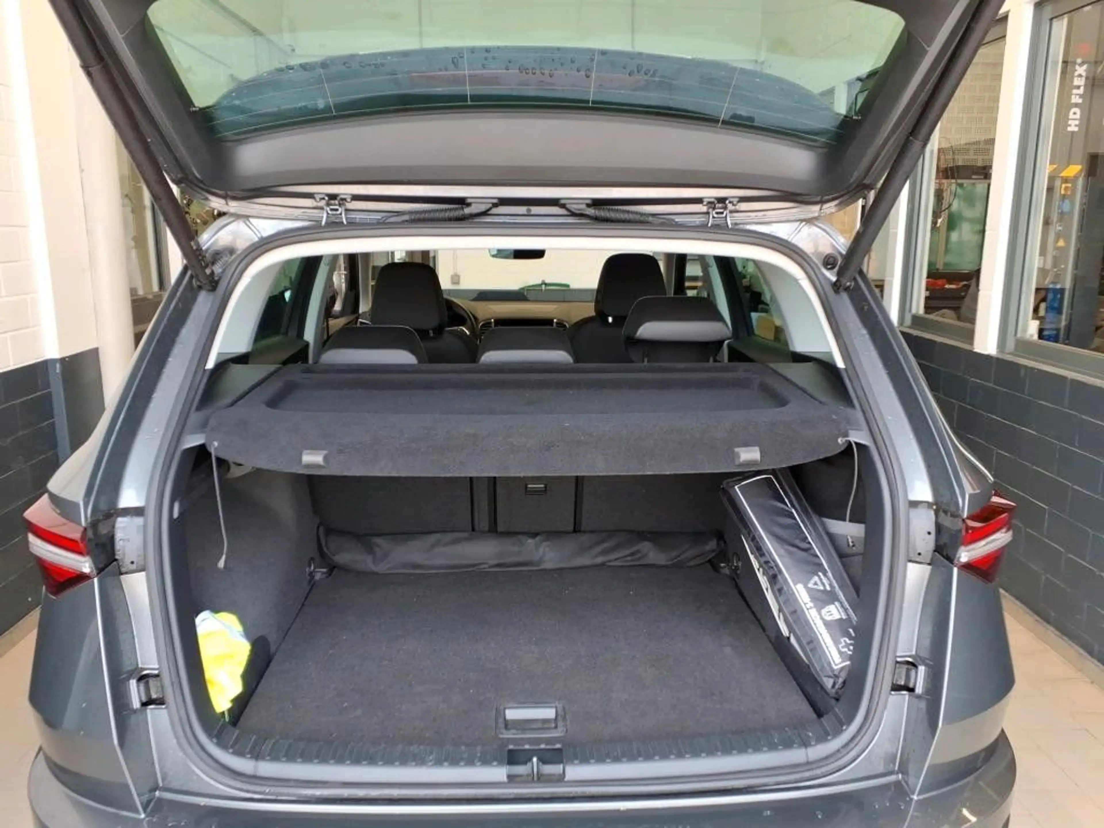 Skoda Karoq Style 4x4 2.0TDI DSG Navi AHK ACC LED — photo 7