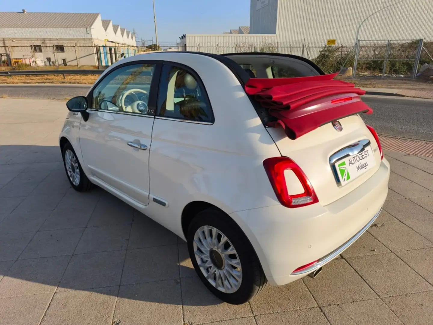 Fiat 500C 1.0 Hybrid Dolcevita SS 52kW - 1