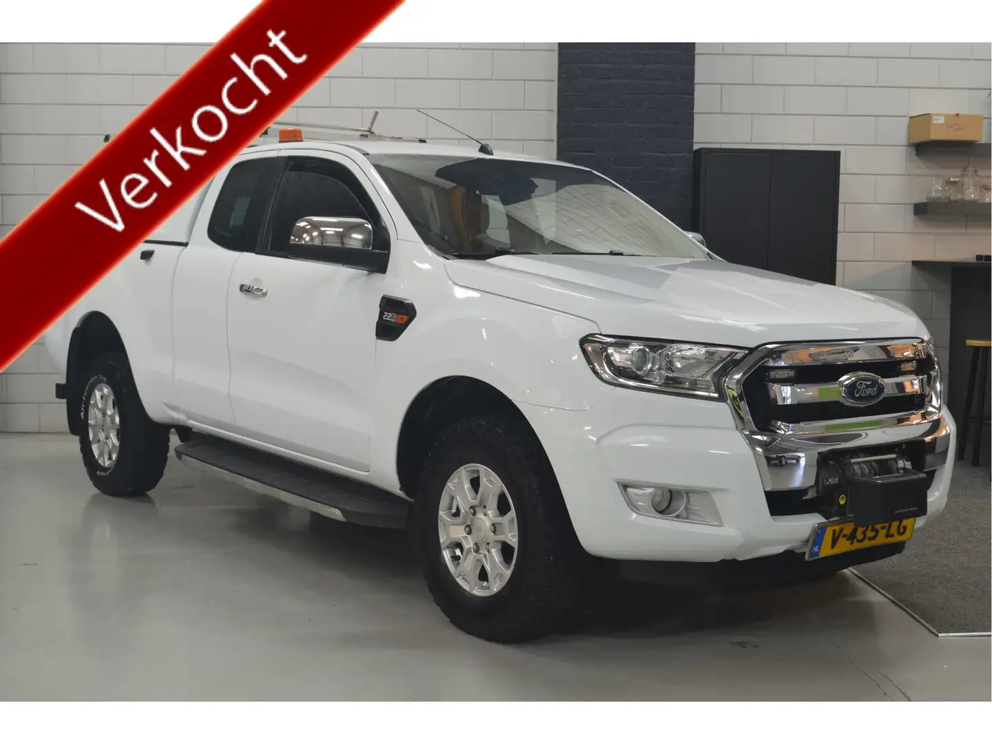 Ford Ranger 2.2 TDCi XLT Supercab 3.55 // ZWAAILAMPEN // LIER - 1