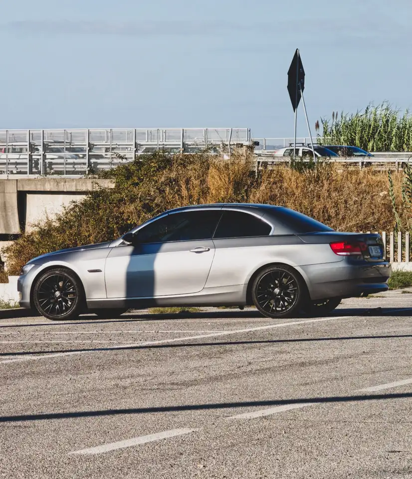 BMW 330 330d Cabrio Eletta — photo 1 of 6