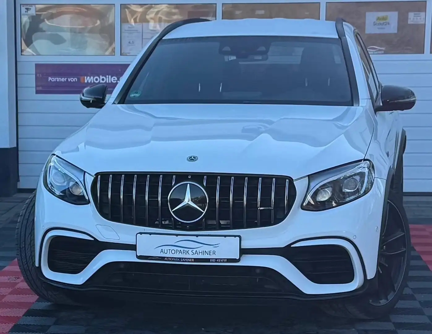 Mercedes-Benz GLC 63 AMG 4M*100% VOLL*360°*ACC*CARBON Fehér - 1
