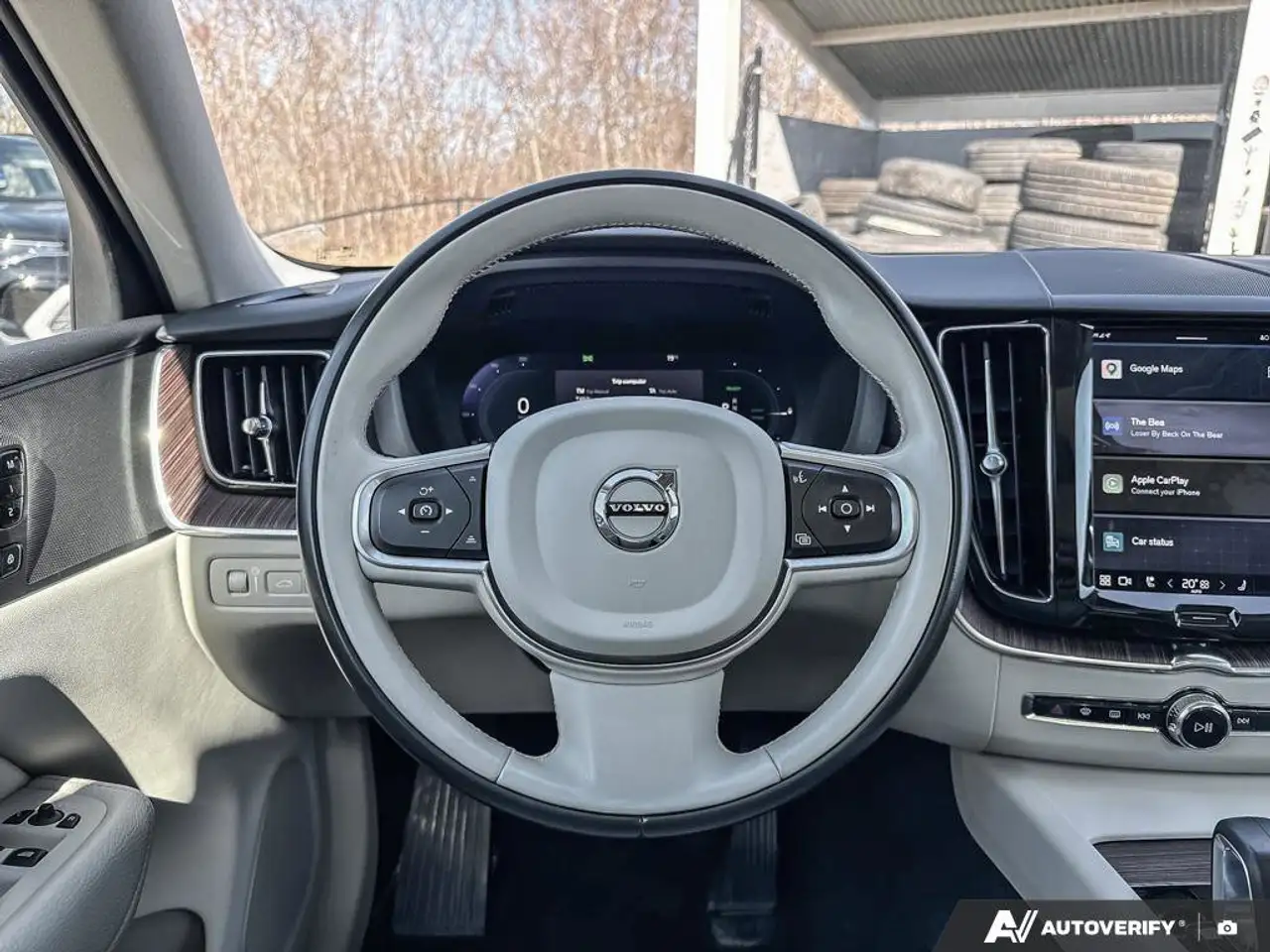 Volvo XC60 снимка Volvo XC60
