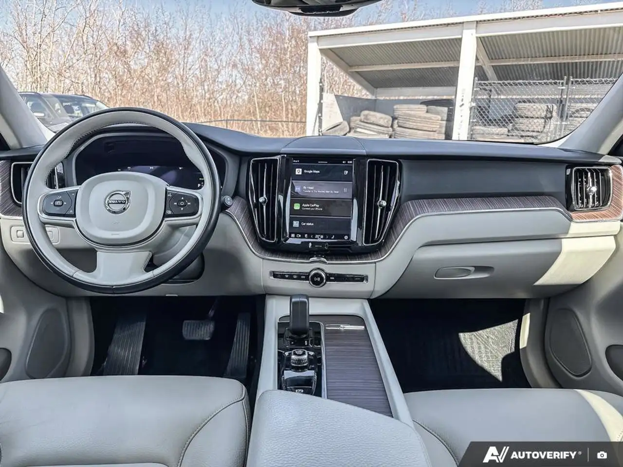 Volvo XC60 снимка Volvo XC60