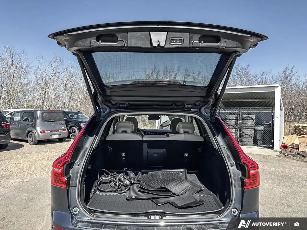Volvo XC60 снимка Volvo XC60