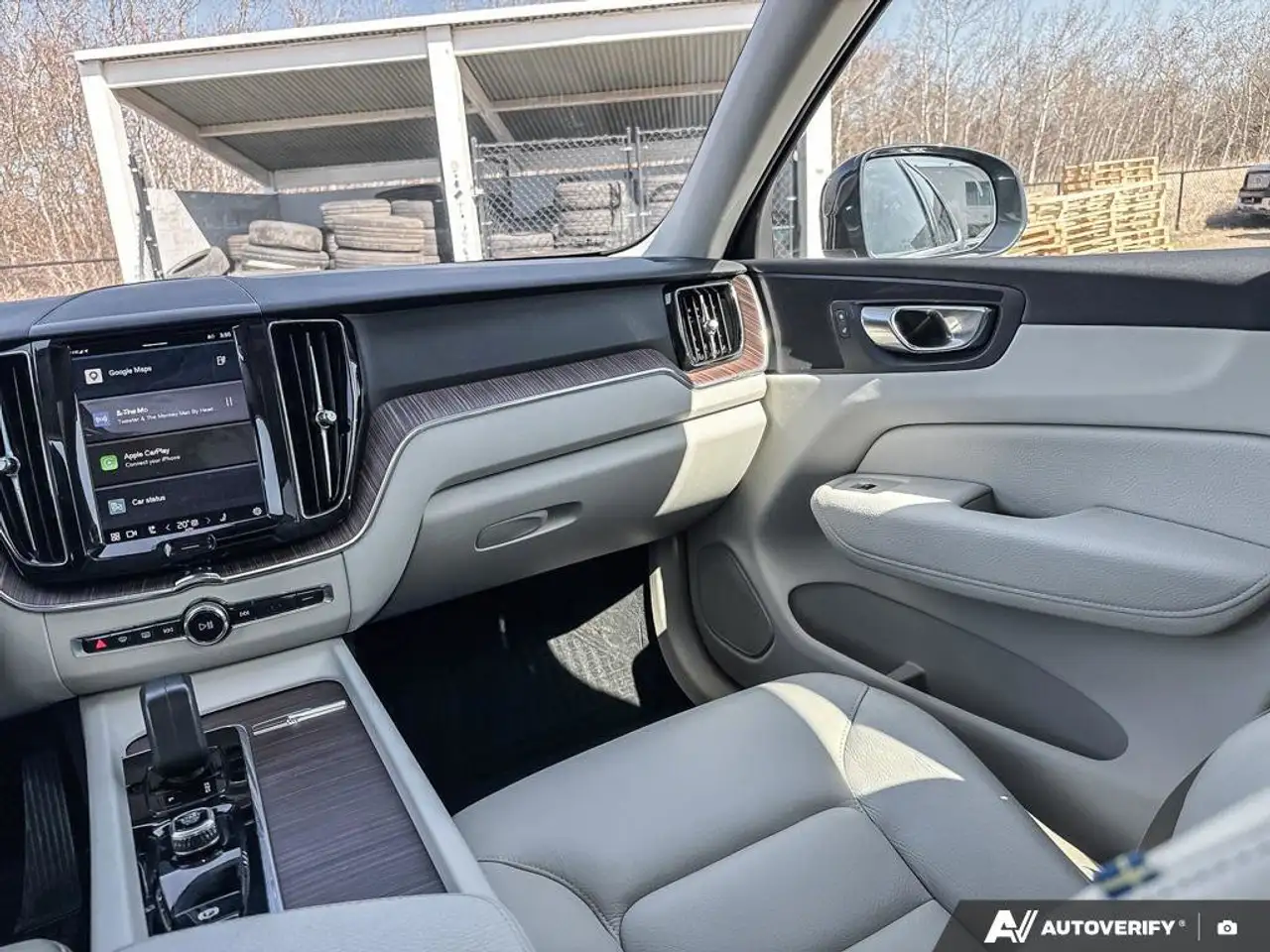 Volvo XC60 снимка Volvo XC60
