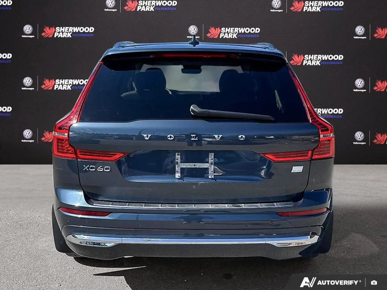 Volvo XC60 снимка Volvo XC60