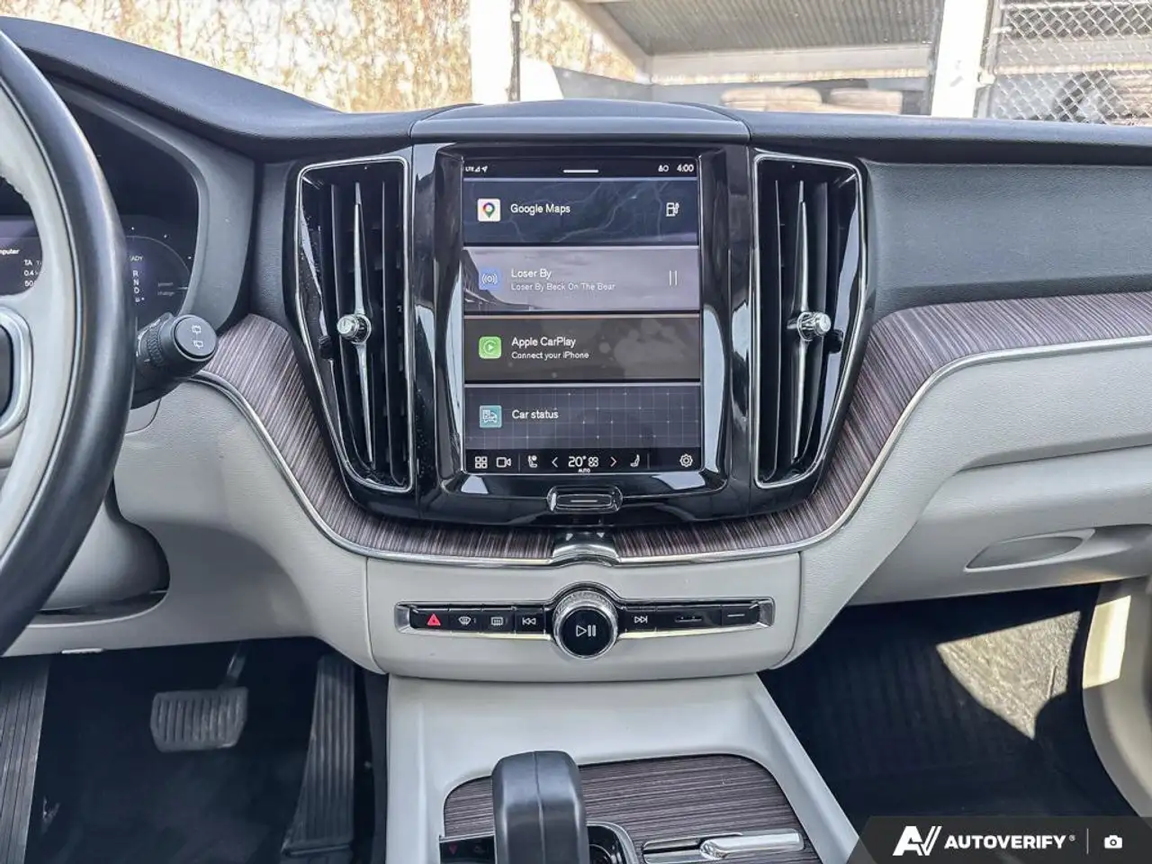 Volvo XC60 снимка Volvo XC60