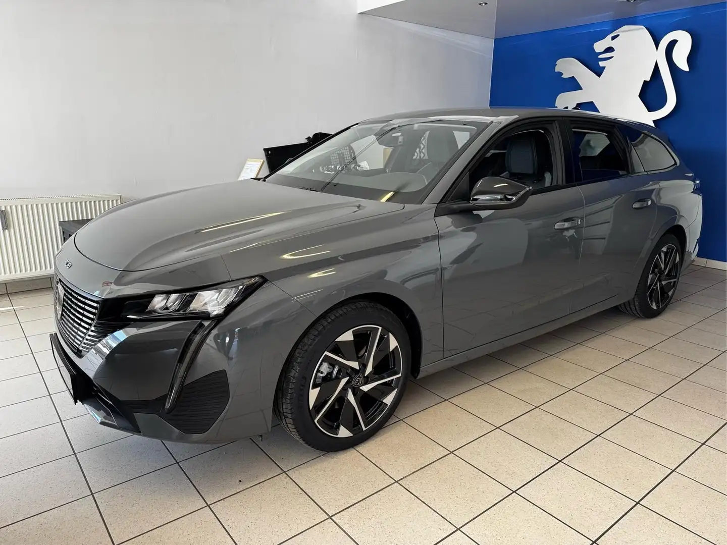 Peugeot 308 SW Allure HDi 130 EAT8 Grau - 1