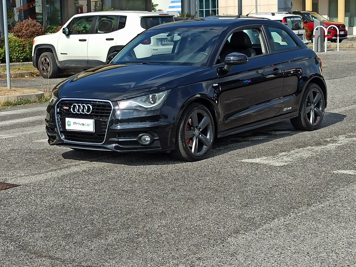Audi A1 A1 I 2010 3p 1.6 tdi Attraction 105cv S LINE Nero - 1