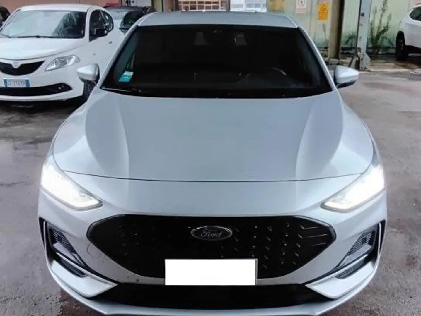 Ford Focus ST-Line 5p 1.5 EcoBlue 115cv Automatica 8M Argento - 2