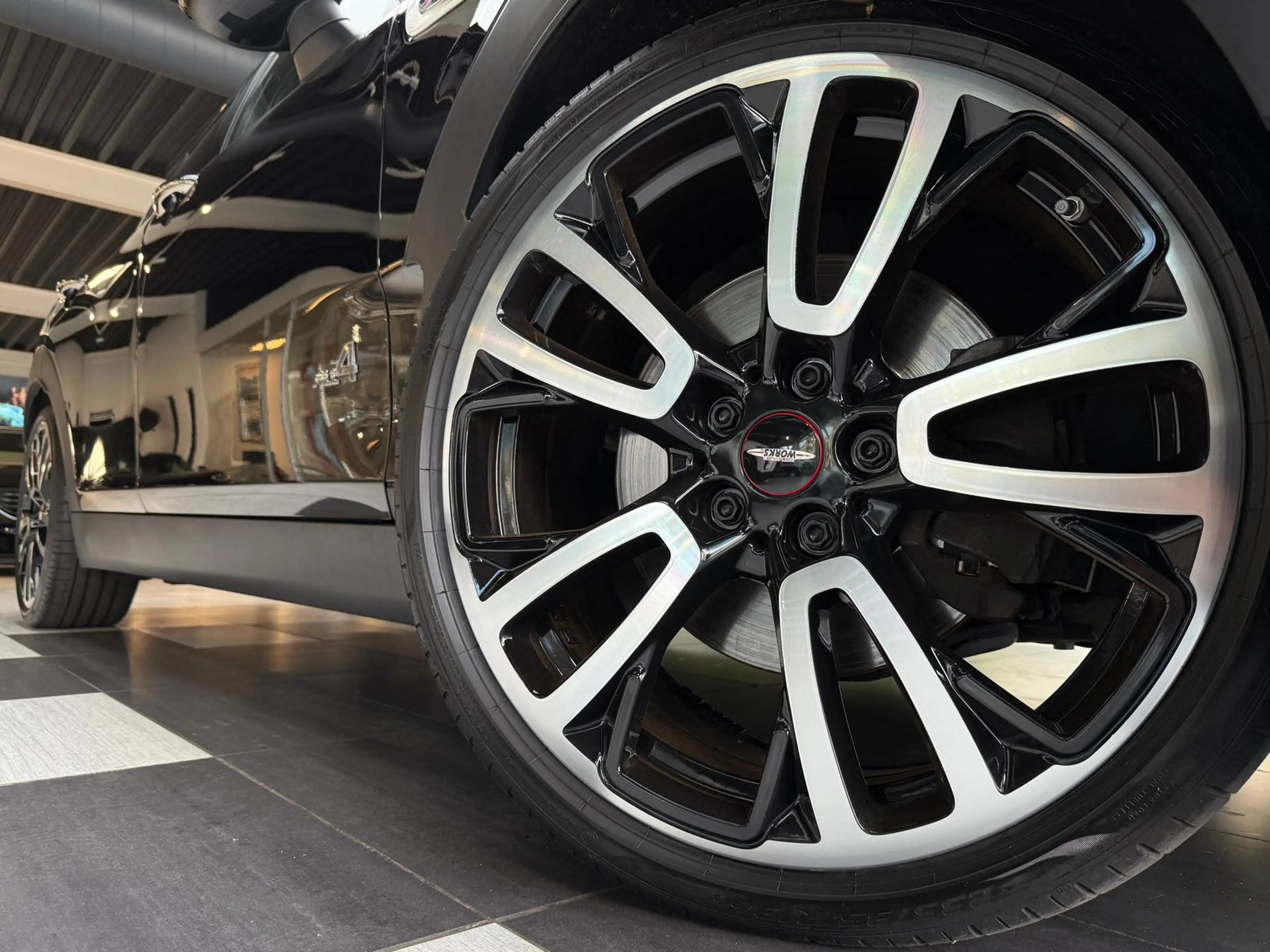 MINI Cooper S Clubman All4 JCW Aero*HuD*Pano*Kamera — photo 6