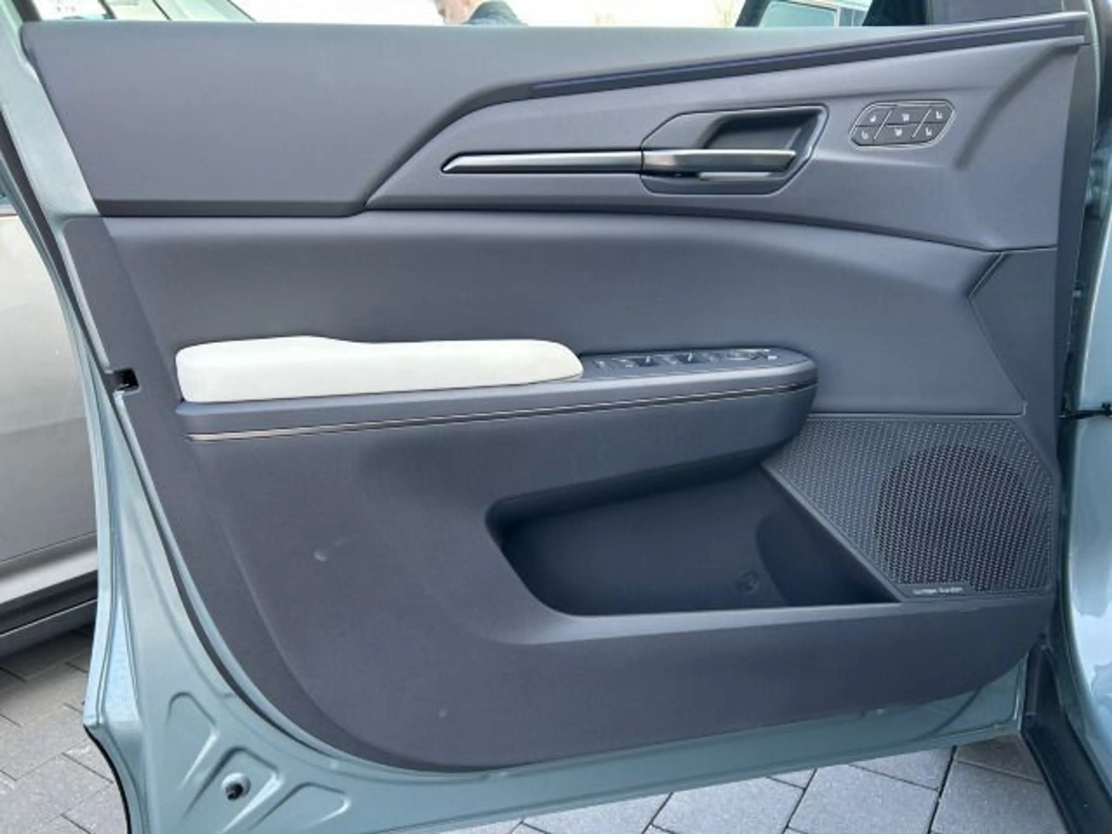 Kia EV5 2WD GTL|GLASDACH|DRIVE — photo 14
