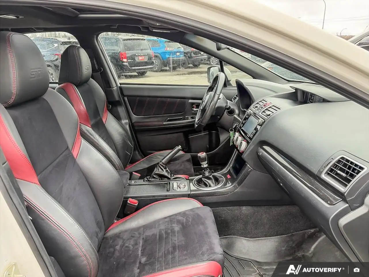Subaru WRX снимка Subaru WRX