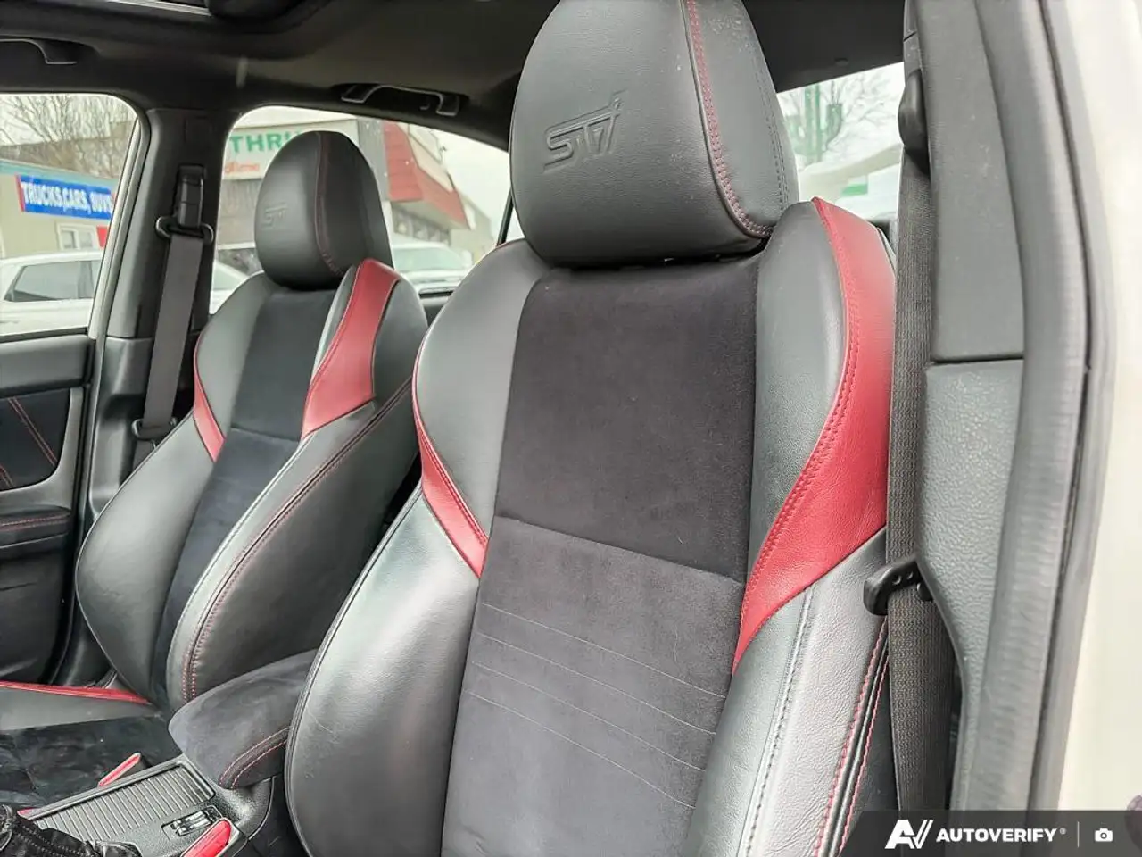 Subaru WRX снимка Subaru WRX