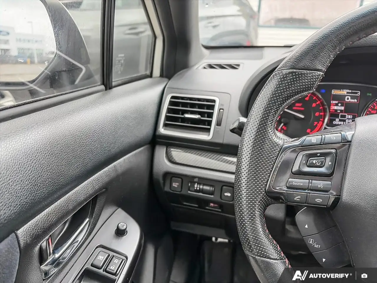 Subaru WRX снимка Subaru WRX