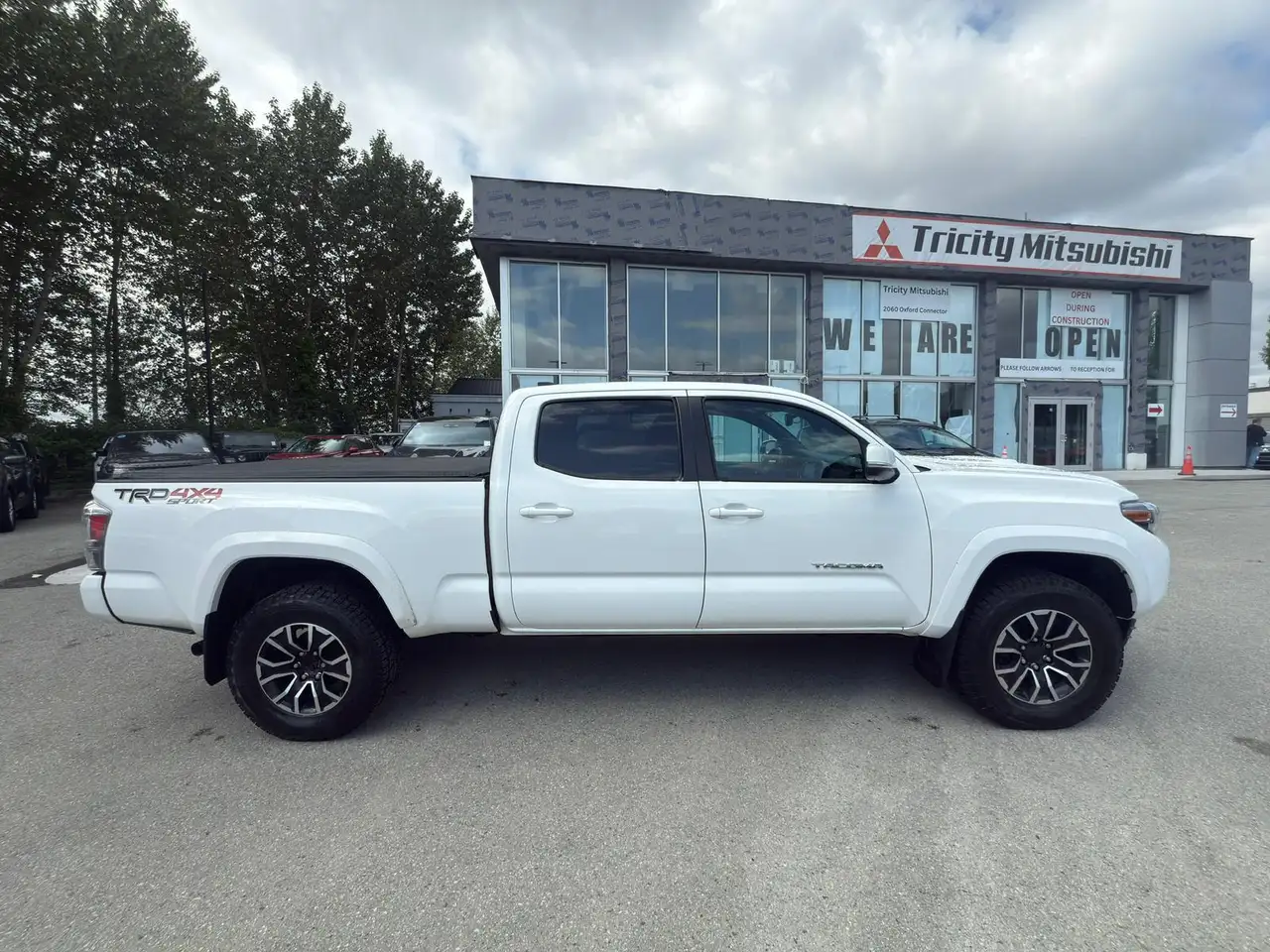 Toyota Tacoma снимка Toyota Tacoma