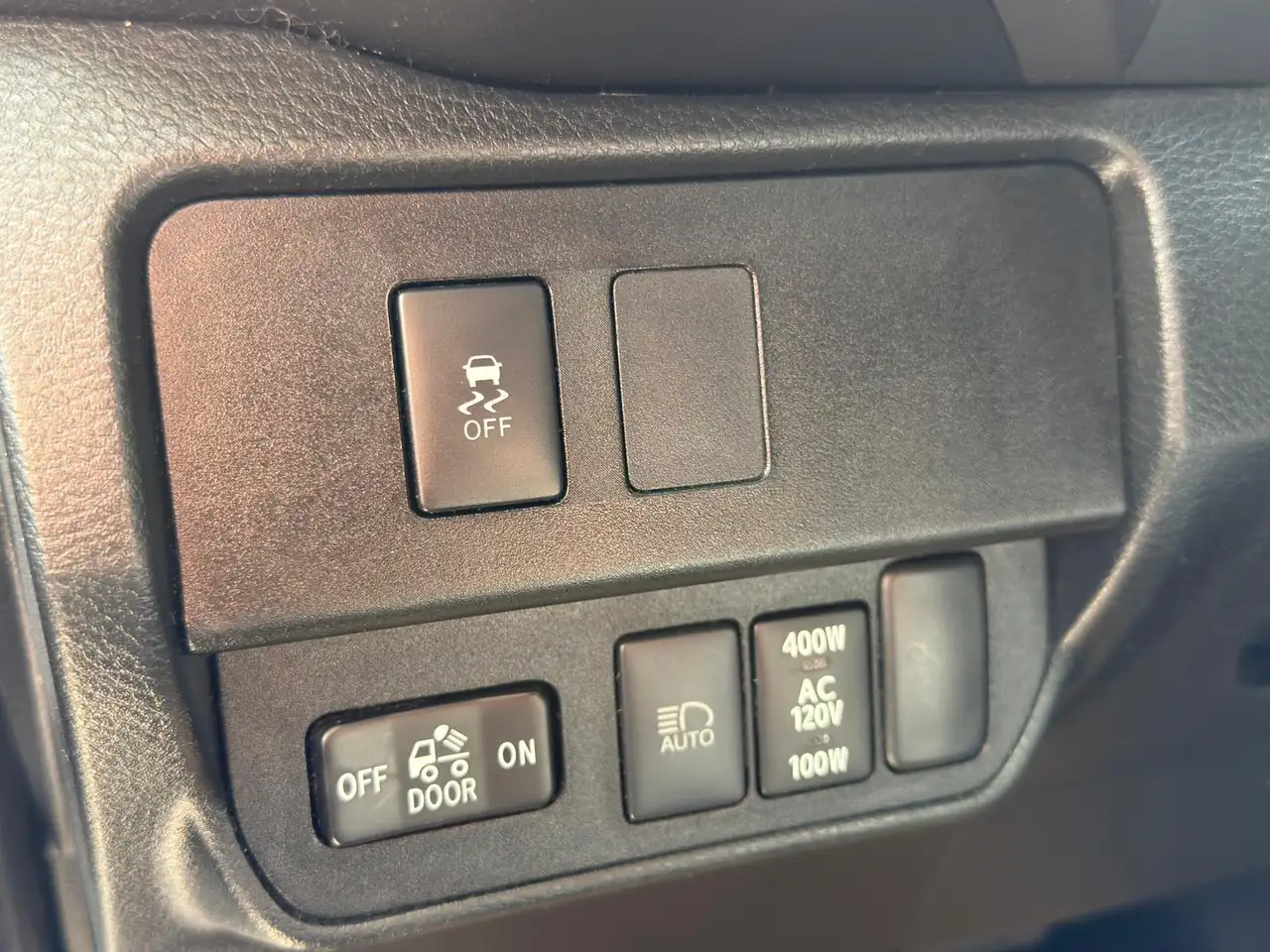 Toyota Tacoma снимка Toyota Tacoma