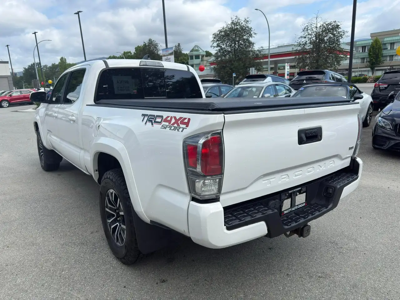 Toyota Tacoma снимка Toyota Tacoma