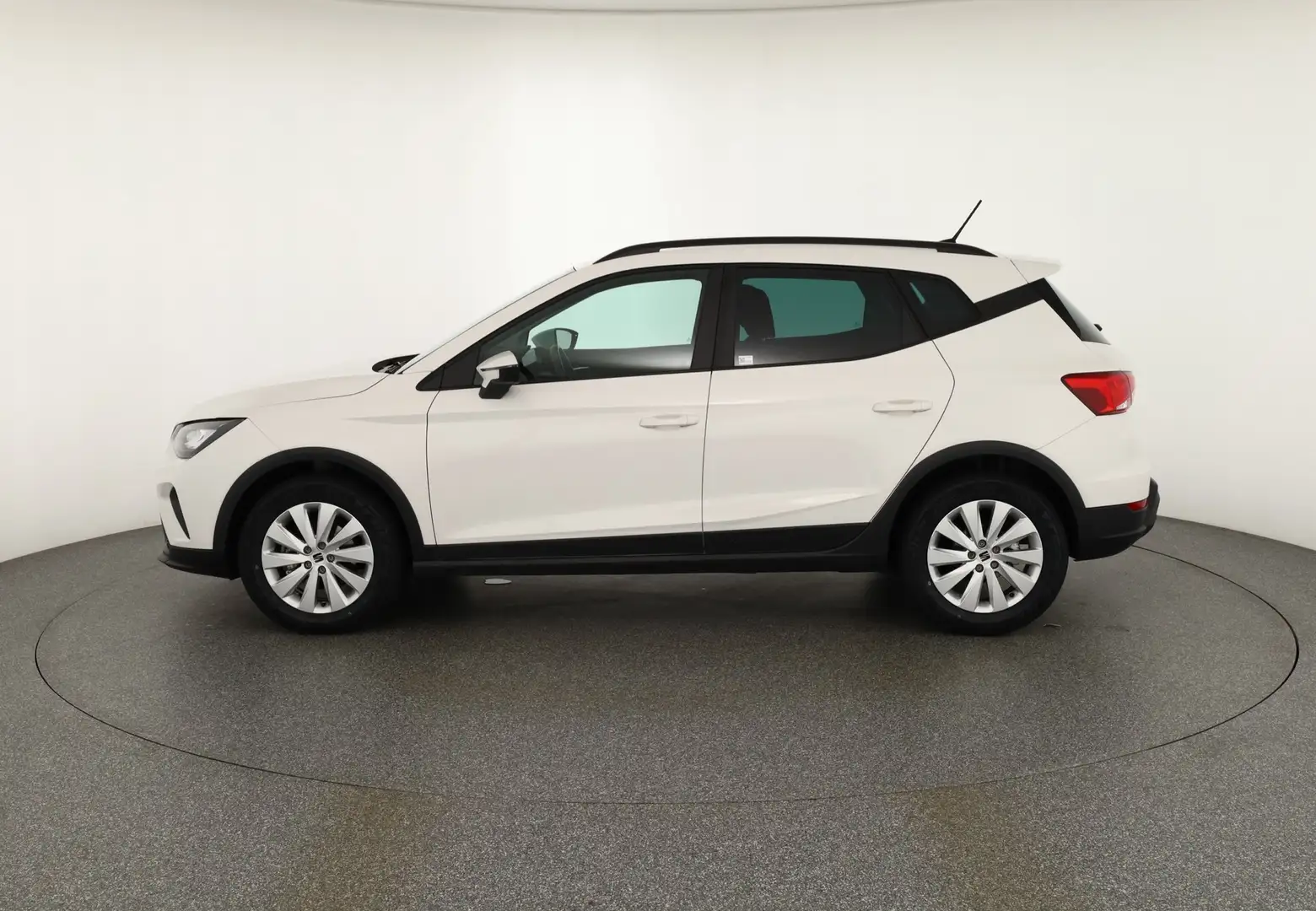 SEAT Arona 1.5 TSI DSG FR LED Navi ACC Kamera AHK PDC Weiß - 2