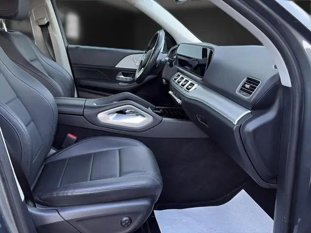 Mercedes-Benz GLE view 12