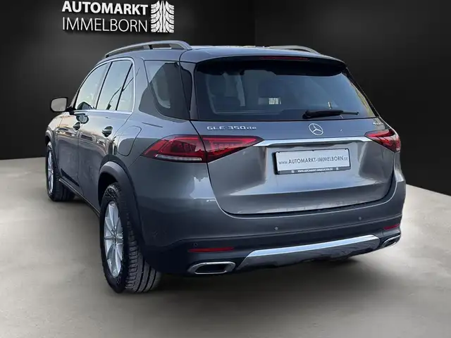 Mercedes-Benz GLE view 9