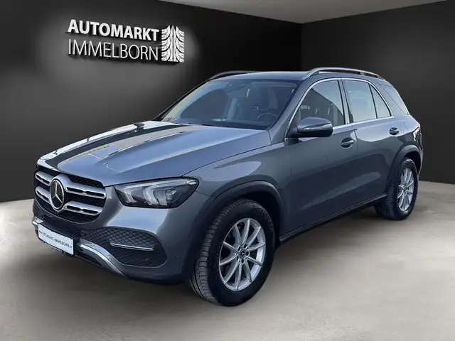 Mercedes-Benz GLE view 3