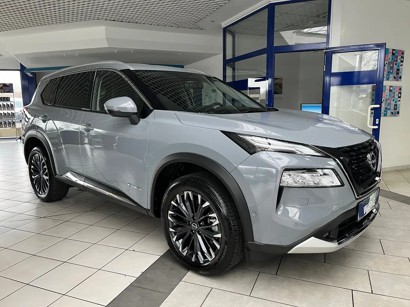 Nissan X-Trail 1.5 VC-T e-POWER e-4ORCE Tekna+Premium Gris - 1