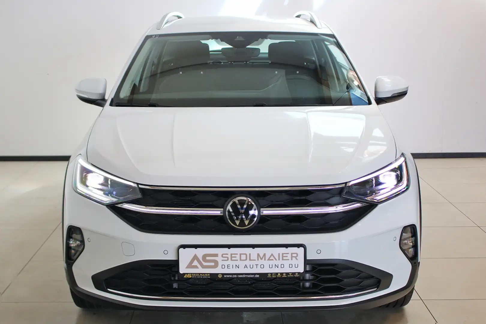 Volkswagen Taigo 1.5 TSI Style MATRIX|SHZ|NAV|CarPlay|RCam Blanco - 2