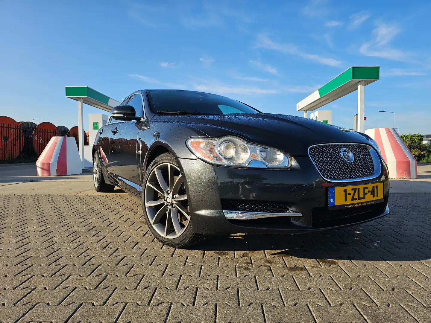 Jaguar XF 3.0D V6 Premium Lux. Grijs - 1