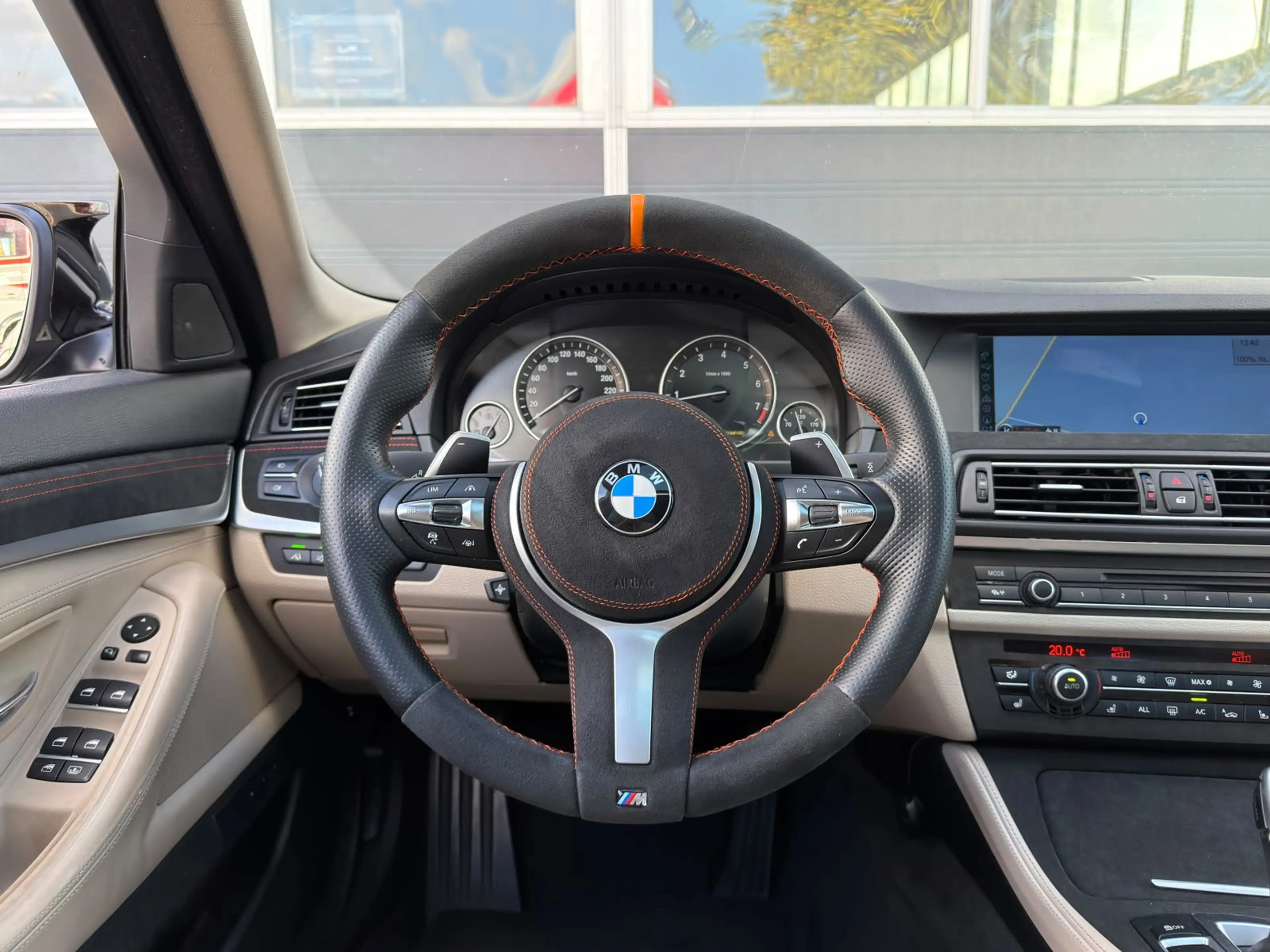 BMW 535 5-serie 535i / M-pakket / Schuifdak / Memory / Car — photo 13