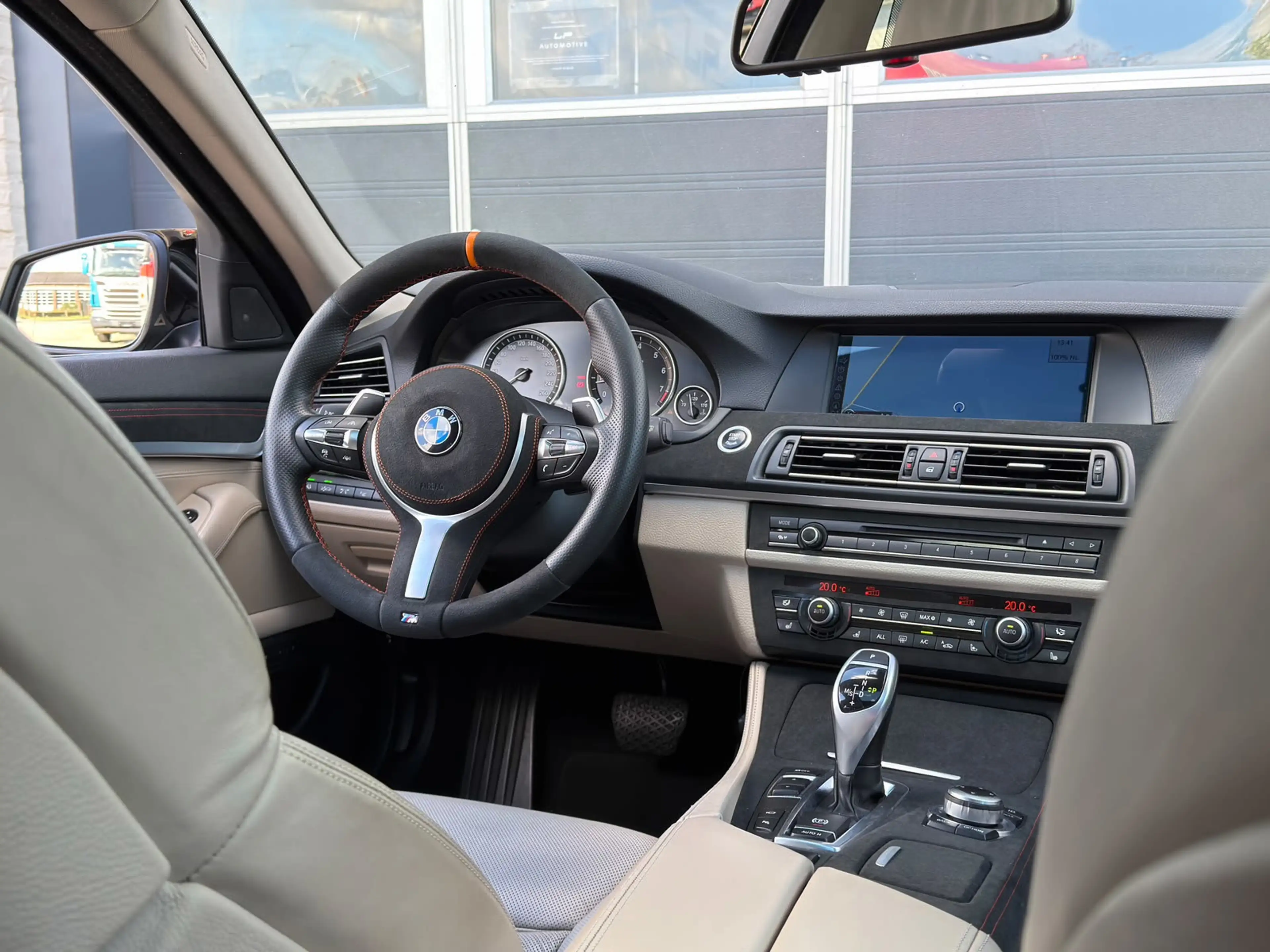 BMW 535 5-serie 535i / M-pakket / Schuifdak / Memory / Car — photo 12