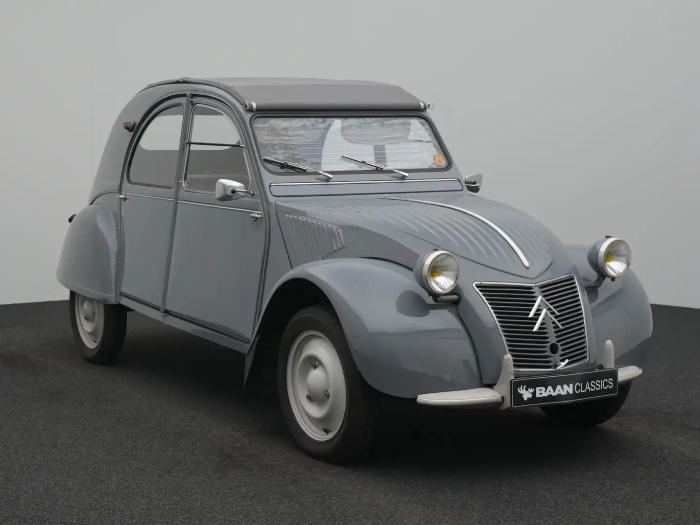 Citroen 2CV AZL 1958 | Concourstaat | Volledig gerestaureerd Grijs - 2
