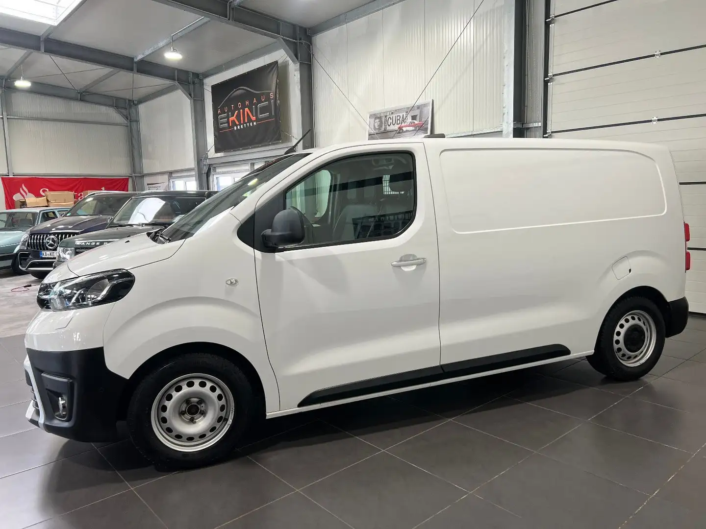 Toyota Proace 1.6 D-4D Kasten *Navi*Klima*Temp*Kamera* Weiß - 2