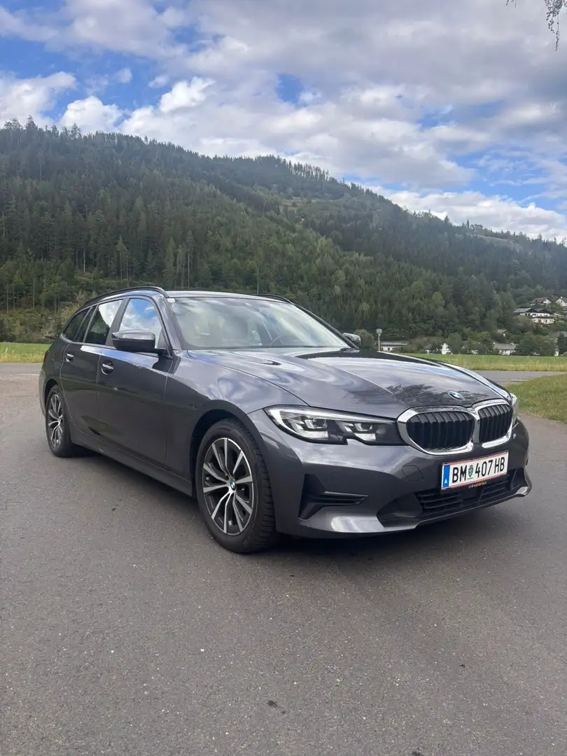 BMW 318 318d Touring Business Advantage auto - 1