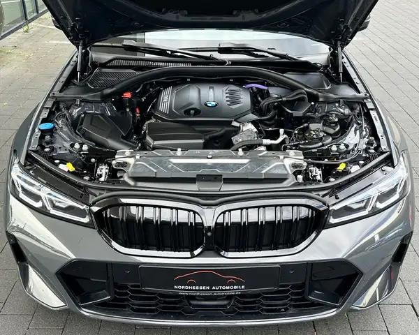 BMW 3 Series view 6