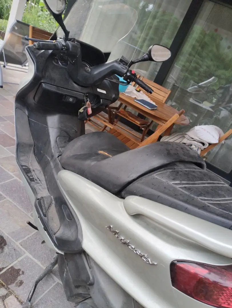 Yamaha Silver - 1
