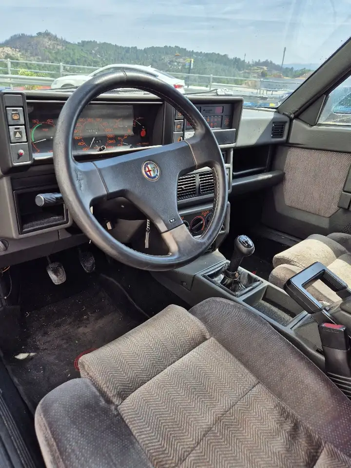 Alfa Romeo 75 3.0 America America, foto 8
