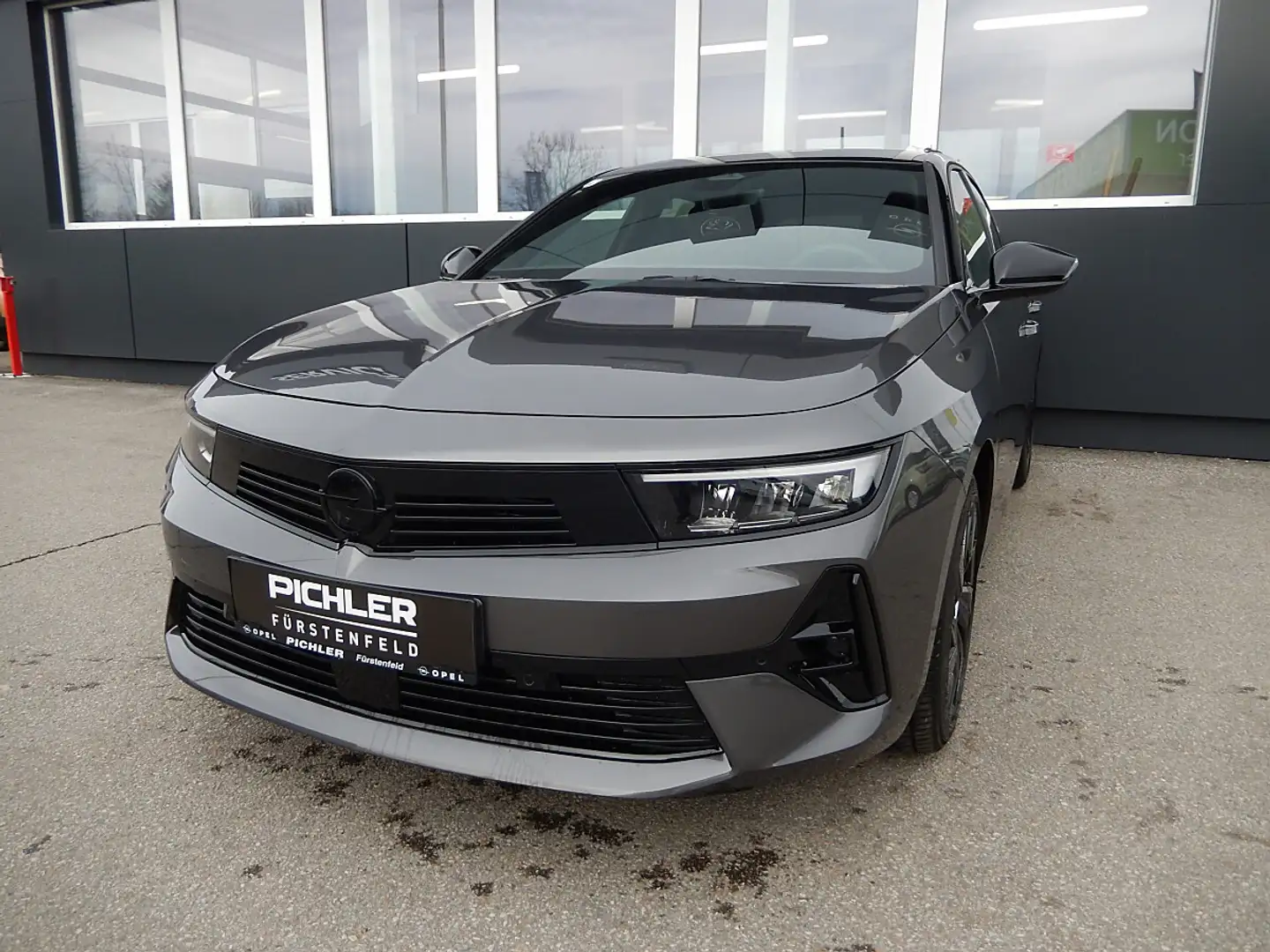 Opel Astra 1,2 Turbo GS Aut. Grau - 1